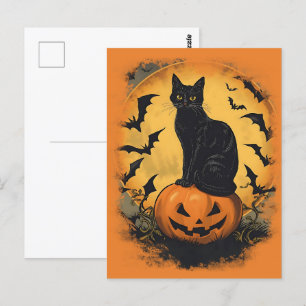 Schwarze Katze auf Halloween-Kürbis Postkarte