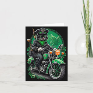 Schwarze Katze fährt Fahrrad am St. Patrick's Day Karte