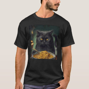 Schwarze Katze jagt Mac And Cheese T-Shirt