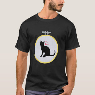 Schwarze Katze Kreuzstichmuster Herzen Valentinsta T-Shirt