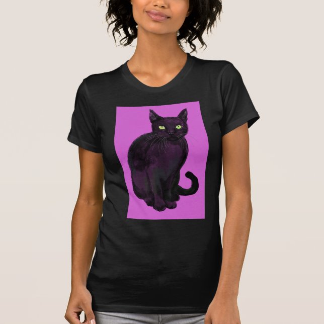 Schwarze Katze mit Fuchsienhintergrund T-Shirt (Vorderseite)