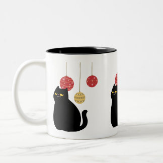 Schwarze Katze mit Weihnachtsschmuck Tasse