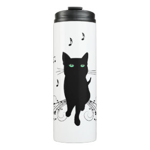 Schwarze Katze umgeben von flüsternden Noten der M Thermosbecher