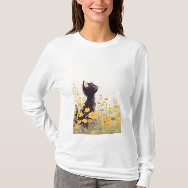 Schwarze Katze unter den Blume T-Shirt (Vorderseite)