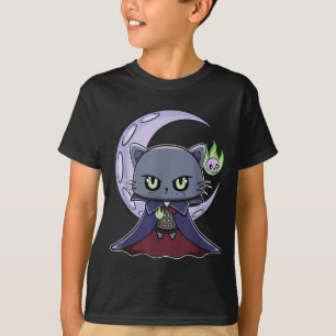 Schwarze Katze Vampir Dracula und magisches Feuer T-Shirt
