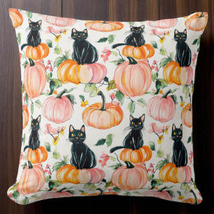 Schwarze Katzen auf Kürbissen im Herbst-Halloween Kissen