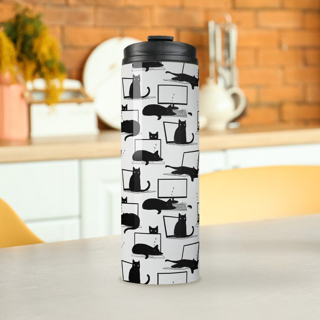 Schwarze Katzen auf Laptops Thermosbecher (Cats Sleeping on Laptops Tumbler)
