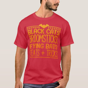Schwarze Katzen Broomsticks Fliegende Fledermäuse  T-Shirt