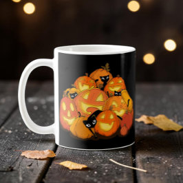 Schwarze Katzen im Pumpkinpflaster Niedliches Hall Kaffeetasse