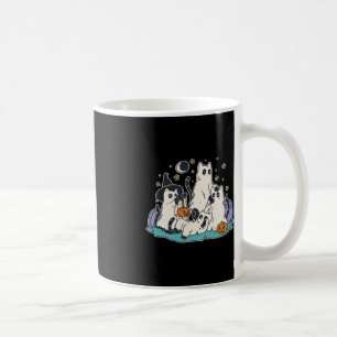 Schwarze Katzen in Ghost-Kostümen - Niedliche Frau Kaffeetasse