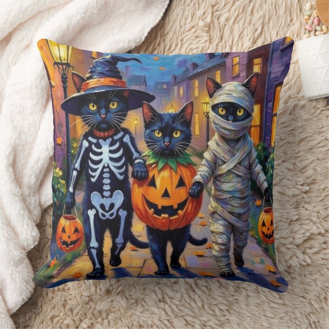 Schwarze Katzen Trick-or-Treating in Halloween-Kos Kissen (Decke)