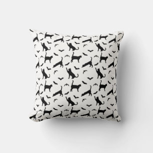 Schwarze Katzen und Fledermäuse Minimal Pattern Ha Kissen