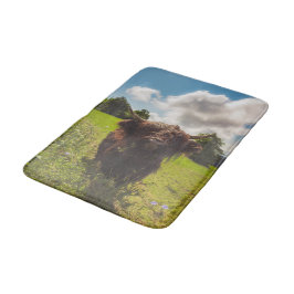 Schwarze Kuh Weide grünes Feld Sonnenlicht Badematte