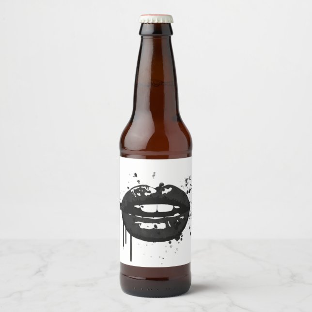 Schwarze Lippen Stilftiger Kuss-Make-up-Künstler Bierflaschenetikett (Vorderseite)