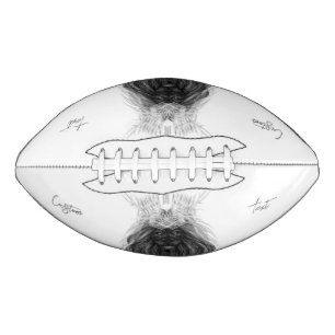 Schwarze Löwe mit Antlerkrone und Monogramm Football