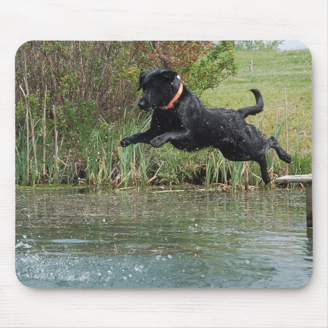Schwarze Mausunterlage springendes des Labradors Mousepad (Vorne)