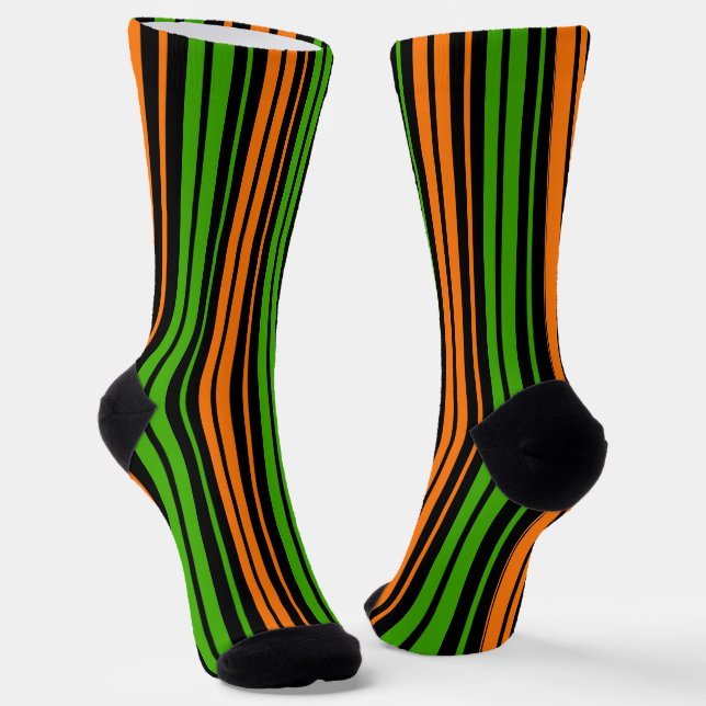 Schwarze Orange Grüne Vertikale Streifen Design   Socken (Gewinkelt)