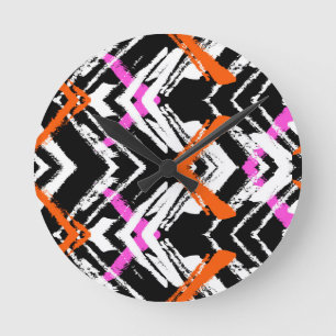 Schwarze, orange und rosa Hand gezeichnetes Runde Wanduhr