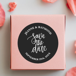 Schwarze Pinsel-Buchstaben individuelle Hochzeit " Runder Aufkleber