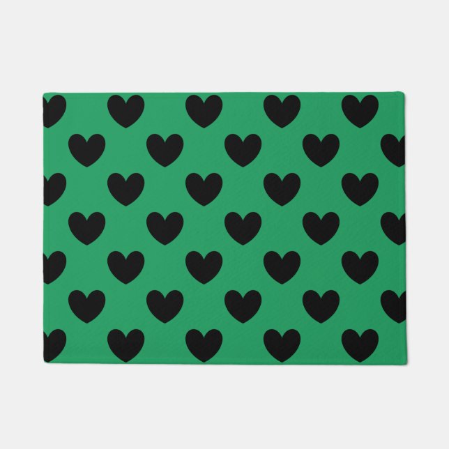 Schwarze Polka Herzen auf Kelly Green Fußmatte (Vorderseite)