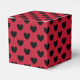 Schwarze Polka Herzen auf rot Geschenkschachtel