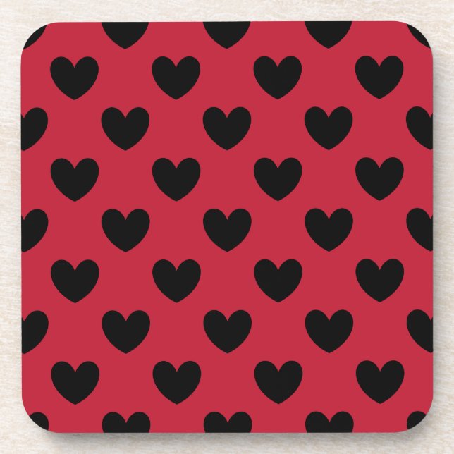 Schwarze Polka Herzen auf rot Getränkeuntersetzer (Vorderseite)