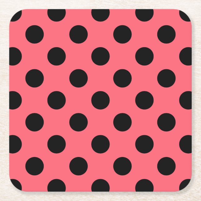 Schwarze Polka Punkte auf Korallen Rechteckiger Pappuntersetzer (Vorderseite)