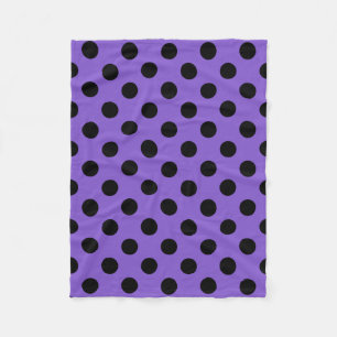Schwarze Polka-Punkte auf Lavendel Fleecedecke