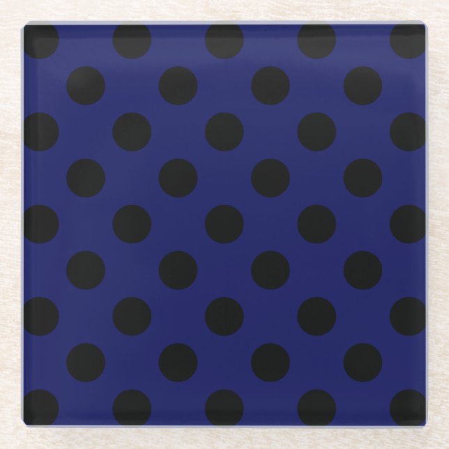 Schwarze Polka Punkte auf marineblau Glasuntersetzer (Vorderseite)