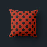 Schwarze Polka Punkte auf rot Kissen<br><div class="desc">Schwarze Polka Punkte auf rot</div>