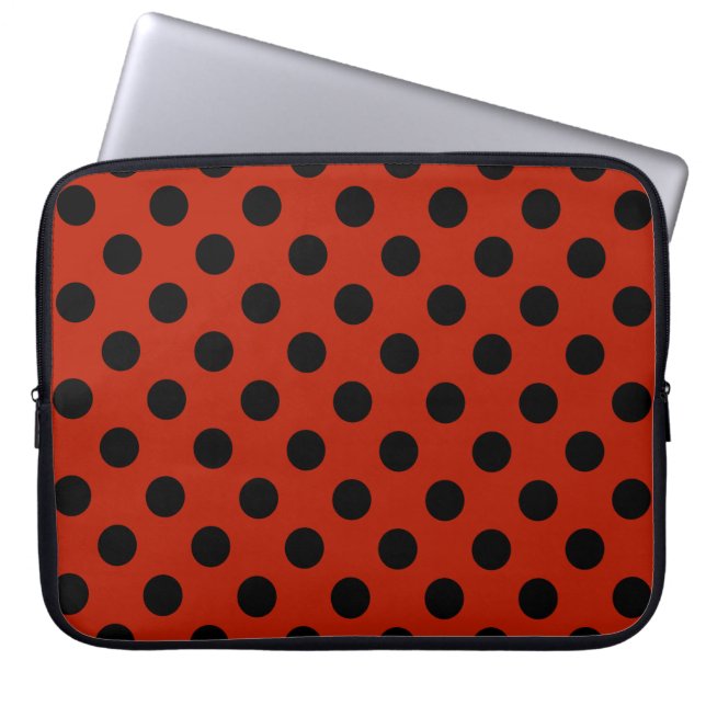 Schwarze Polka Punkte auf rot Laptopschutzhülle (Vorderseite)