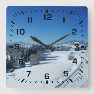 Schwarze Quadrate / Winterschneebahn Quadratische Wanduhr