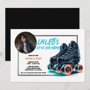 Schwarze Rollerblades mit blauen Glow-Rädern zum G Einladung