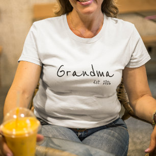 Schwarze Script-Oma etabliert T-Shirt