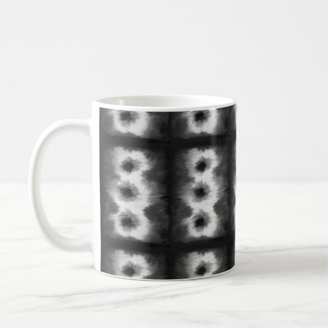 Schwarze Shibori Muster Gefärbte Krawatte Art Kaffeetasse (Links)