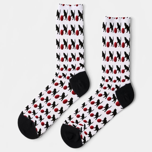 Schwarze Silhouette Kitty mit rotem Wollball (Mult Socken (Linkes Detail)