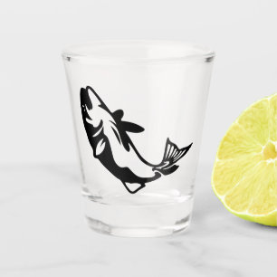 Schwarze Silhouette zeichnend Schnapsglas