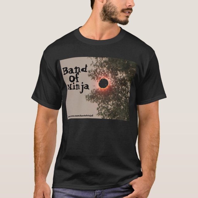 schwarze Sonne (Bon) T-Shirt (Vorderseite)