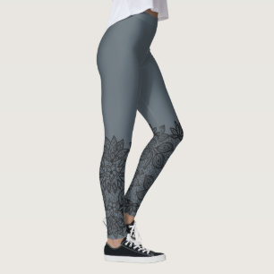 Schwarze Spitze-Blick-Ränder auf Schiefer Leggings