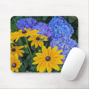 Schwarze Susanne und Blaue Hortensie Blumen Mousepad