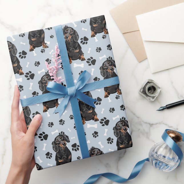 Schwarze Tan Dackel Dog Paw Print Pattern Geschenkpapier (Schenken)