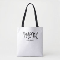 Schwarze Tasche mit Schriftzug 'Established Mom'