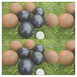 Schwarze und braune Rasenkugeln, Stoff