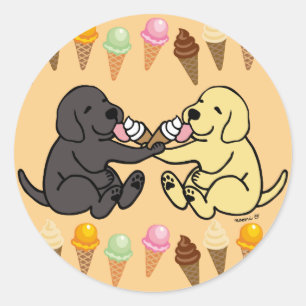 Schwarze und gelbe Labradoren mit Eiscreme Runder Aufkleber