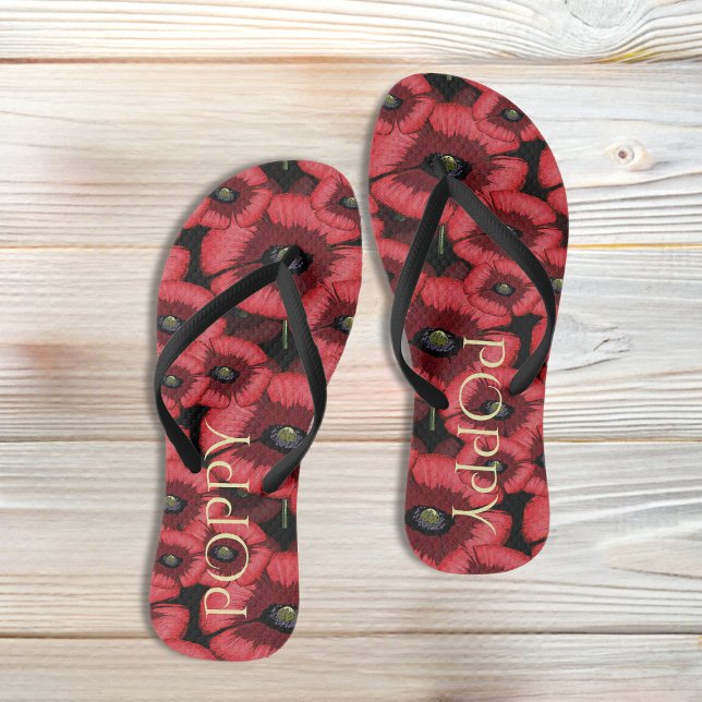 Schwarze und rote Mohnblüten Blume Flip Flops (Pop a pair of poppy flip flops on your feet. Just add your name!)