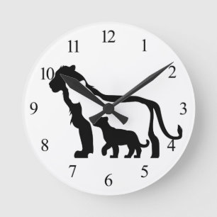 Schwarze und Weiße Löwen Runde Wanduhr