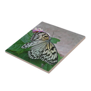 SCHWARZE UND WEISSE SCHALTFLÄCHE FLIESE