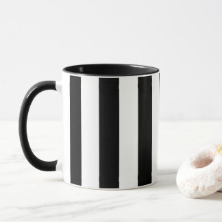 Schwarze und weiße vertikale Streifen Tasse