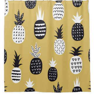 Schwarze, weiße Ananas, gelber Hintergrund Duschvorhang
