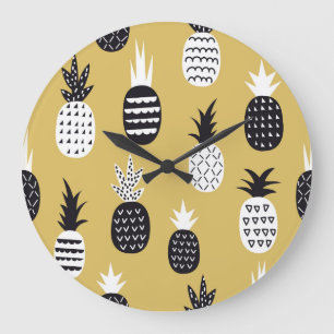 Schwarze, weiße Ananas, gelber Hintergrund Große Wanduhr